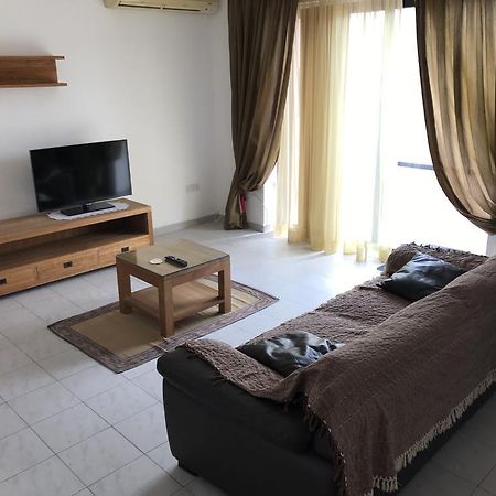 Swieqi Semi Detached Maisonette Saint Julian's ภายนอก รูปภาพ